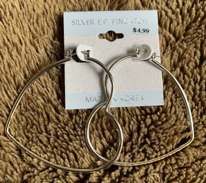 Heart Hoop Earrings - KYUKCHIC 