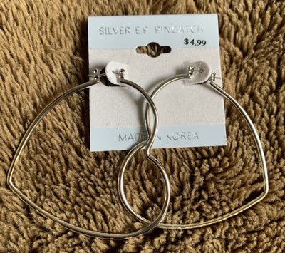 Heart Hoop Earrings - KYUKCHIC