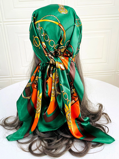 Scarf/Chain Print Bandana